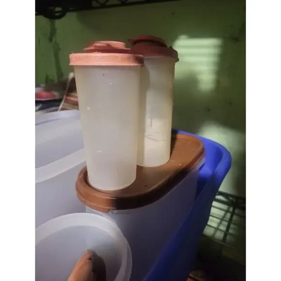 Tupperware Retired Set Of 4 Storage/Cereal, Brown With Lids - Picture 3 of 7